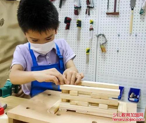 自由小艺人儿童美学艺术课程