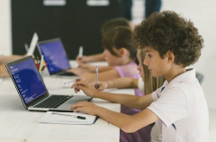 蜜码编程加盟怎么样？连锁大品牌，打造高性价比人气品牌！