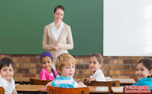 方唐文学大语文加盟费 方唐文学大语文加盟费