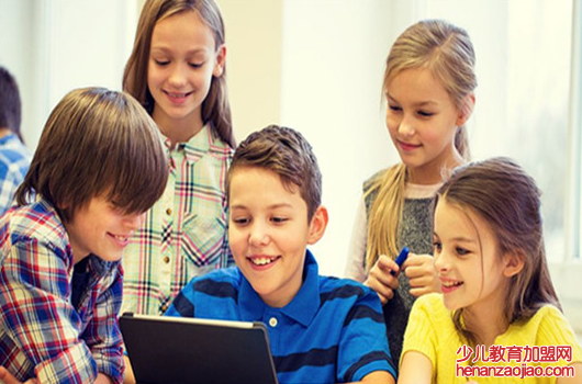 代码星球编程加盟费