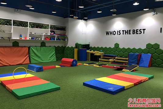 健飞少儿体能馆加盟