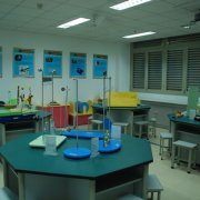 加盟科学实验室哪个品牌好？校长星球欢迎你的到来