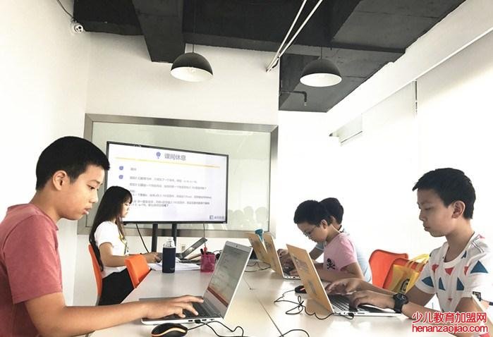 成都市少儿编程加盟