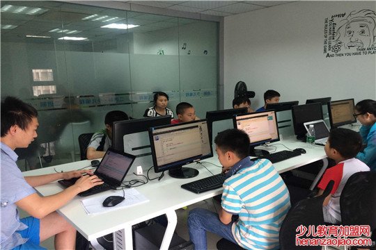 幼儿教育编程加盟