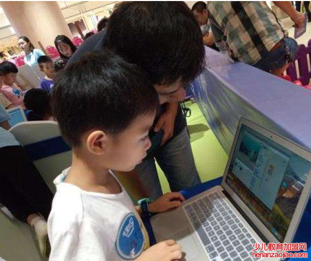 阿童木少儿编程教育加盟