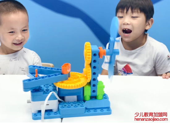 教育加盟青少年幼儿编程