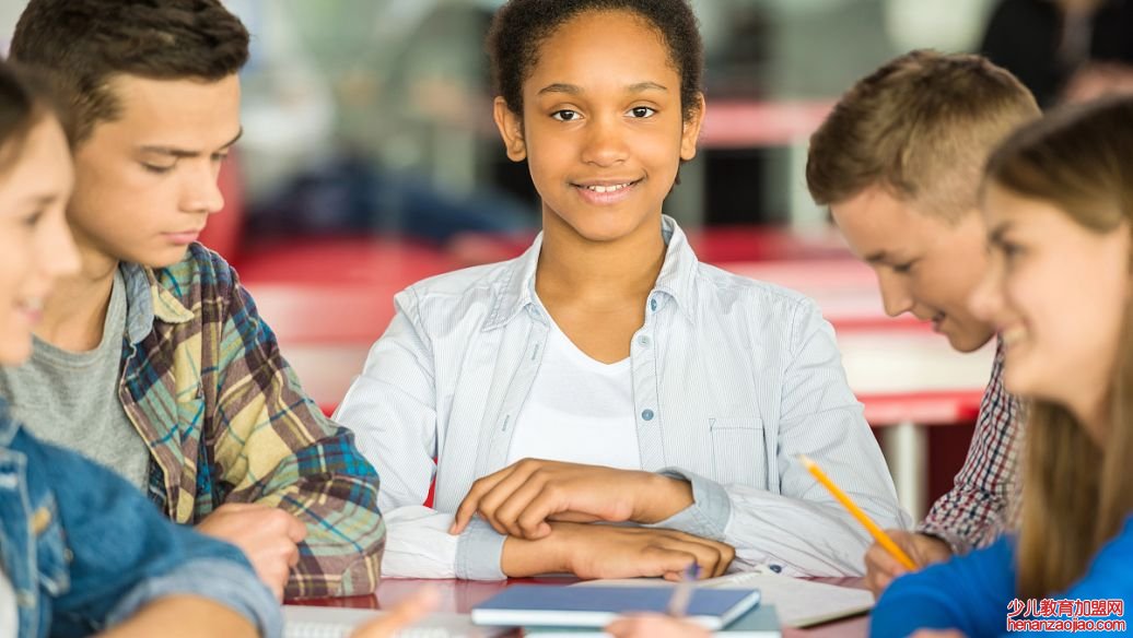 1596114149332083181.jpg part-00067-3129.jpg