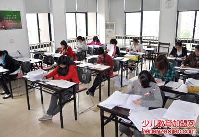 小桔灯作文培训加盟 小桔灯作文培训加盟