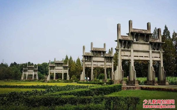 歙县怎么读,歙县的拼音是什么,歙县有什么好玩的地方