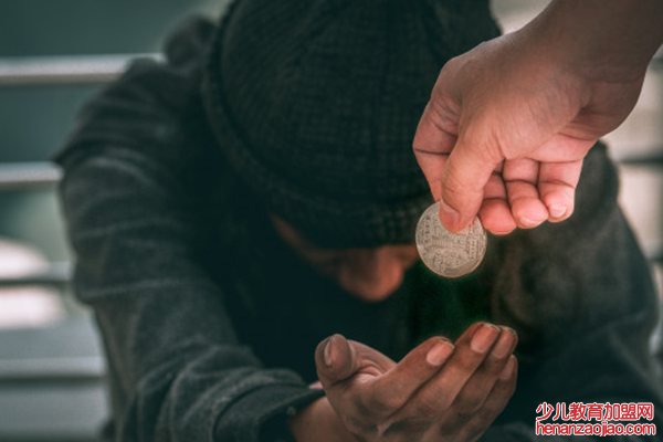 吝啬怎么读拼音是什么,吝啬是什么意思,世界四大吝啬鬼是谁