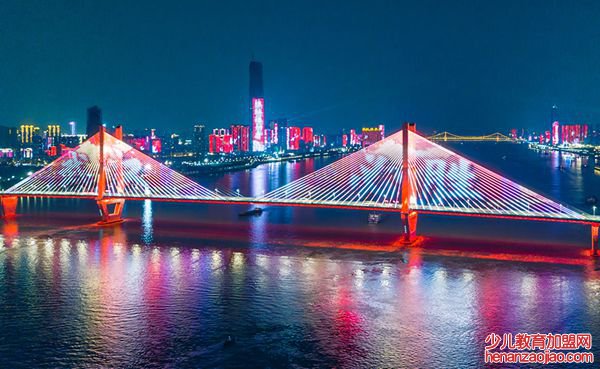 2020全国抗击新冠肺炎疫情表彰大会观后感大全