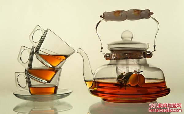 喝茶为什么要三口,茶分三口喝有什么讲究