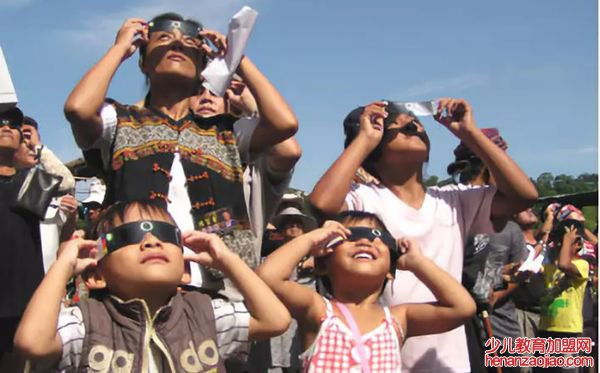 为什么会出现日食,日食是怎样形成的