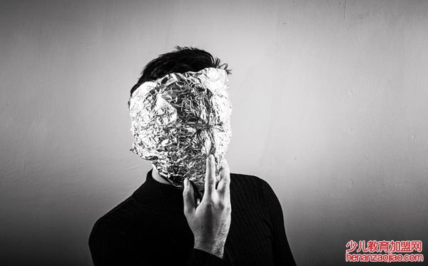 为什么铝不容易生锈,铝生锈怎么去除