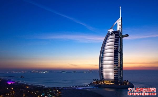 七星级帆船酒店