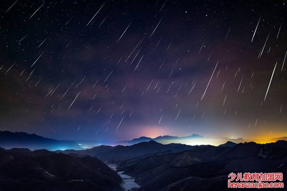 为什么会有流星雨,流星雨是怎么形成的