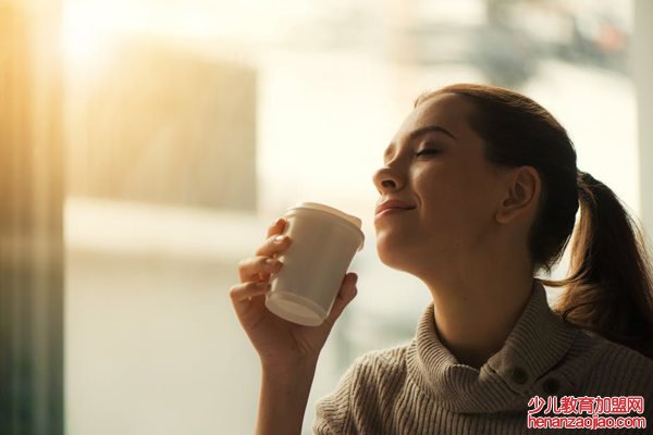 人为什么要喝水,多喝水的好处