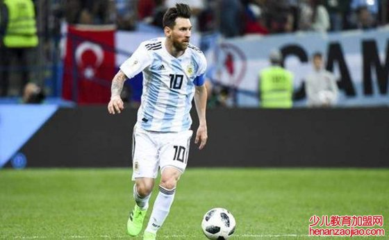 为什么足球比赛是90分钟,足球赛为什么要踢90分钟