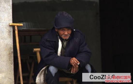 男人一天抽多少烟正常