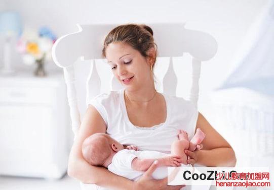 宝宝吃奶咬乳头怎么办