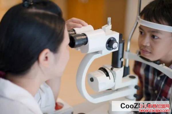小孩子近视眼如何分清真假近视