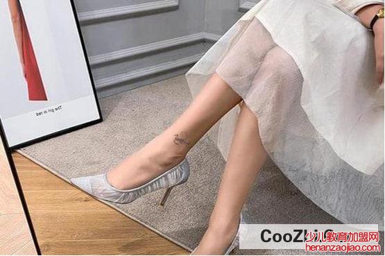 别穿鞋入室的理由