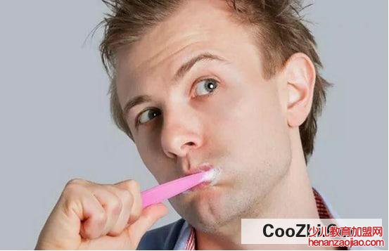 使用牙膏的误区