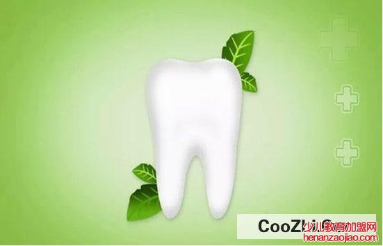 使用牙膏的误区