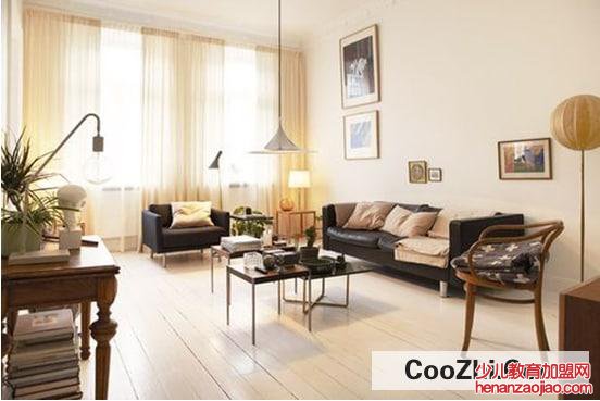 怎样能让客厅显得光亮