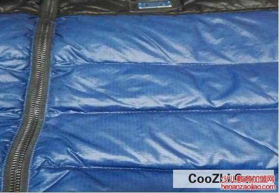 怎么清洗羽绒服