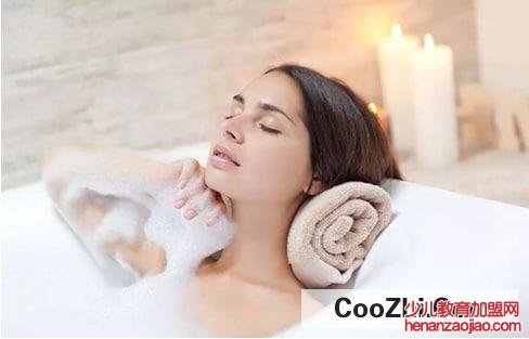 身体乳有点成结还能用吗