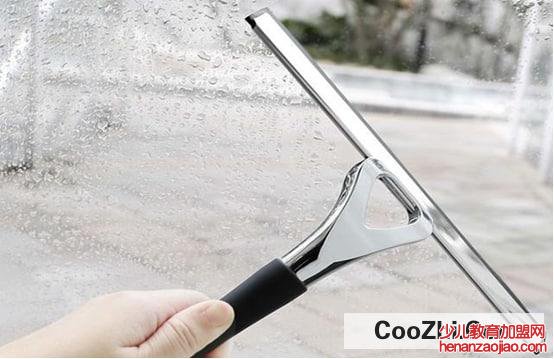 怎样擦玻璃才干净