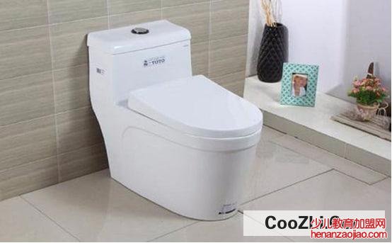 冲水盖上马桶盖的原因