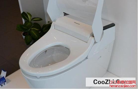 冲水盖上马桶盖的原因