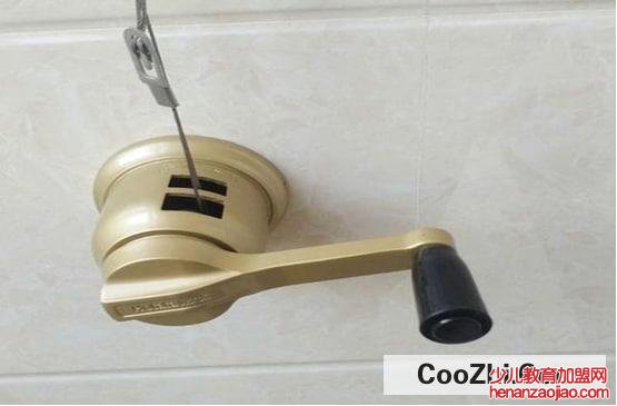 升降晾衣架怎么安装