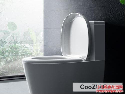 冲厕所为什么要盖马桶盖