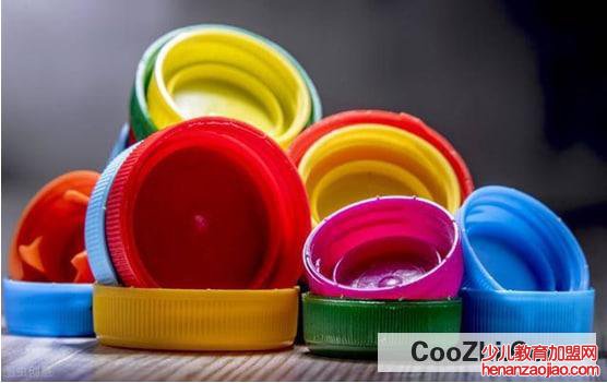 生活中废瓶盖的用途