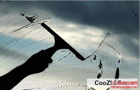 凹凸不平玻璃清洁法