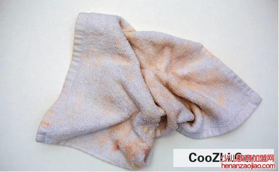 去除毛巾异味的小窍门