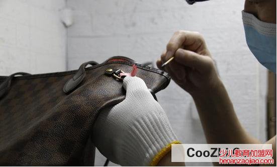 如何保养清洁皮具