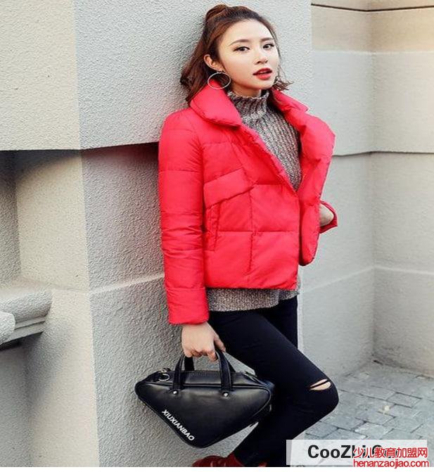 羽绒服120g充绒量厚吗