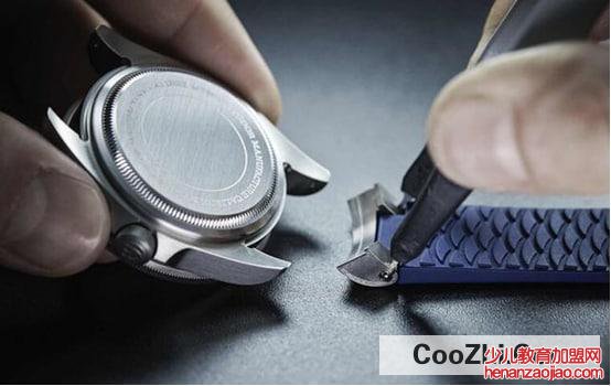 机械手表如何保养