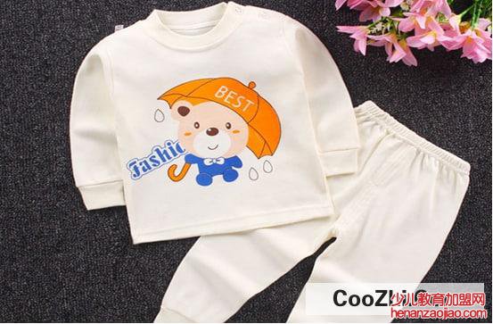 收藏纯棉衣物的方法