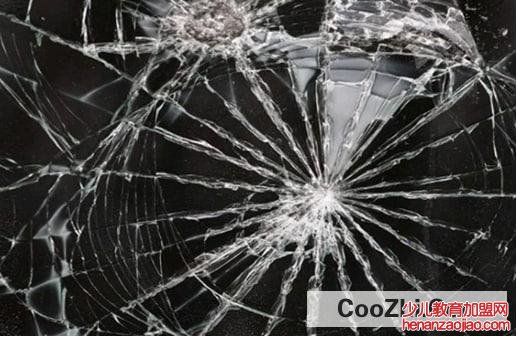 巧妙清除玻璃碎片