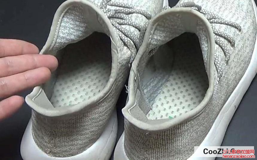 去除鞋子汗渍的方法