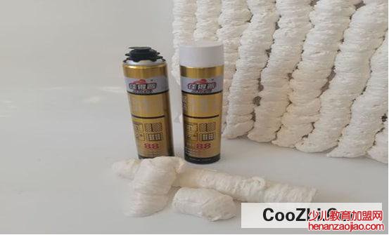 泡沫胶用什么能洗掉