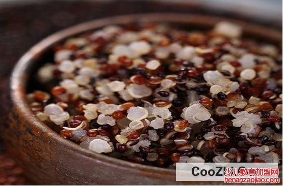 哪些早餐是碱性食物