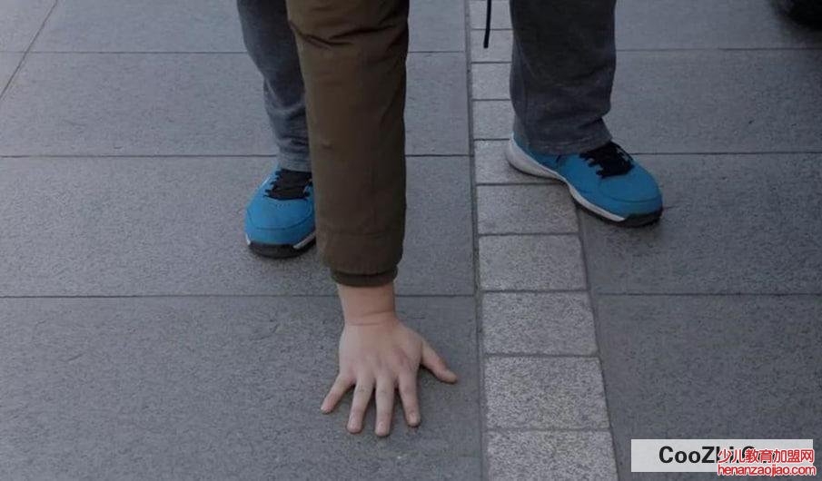 手摸东西老是有静电怎么办