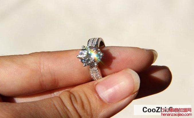 在家怎么清洗18k金