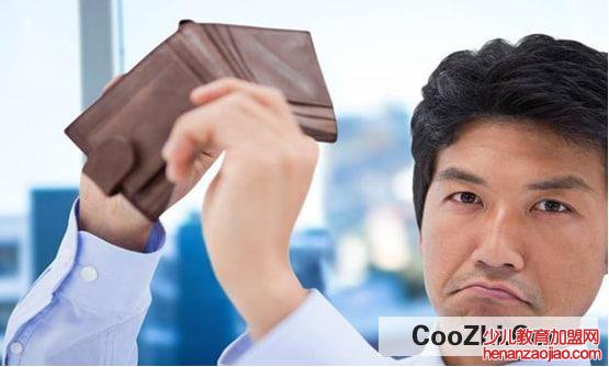 同事借钱不肯还，有什么方法能把钱要回来